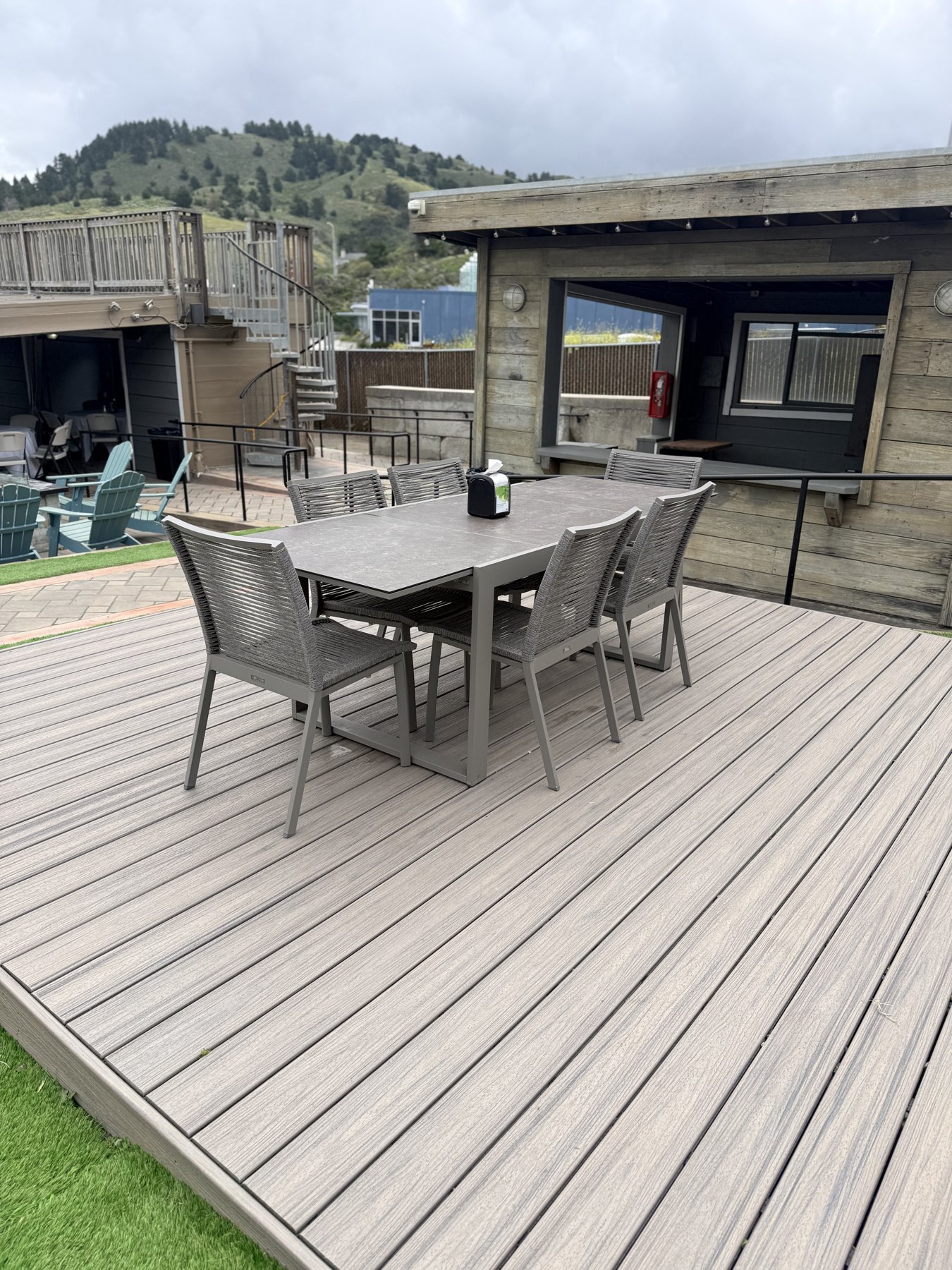 Al fresco dining table on the deck